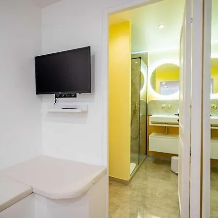 Duplex Flat - Hyper Centre St Tropez *